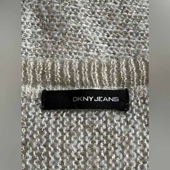 Women’s DKNY Jeans Soft Fine Knit Gold Metallic Thread High Low Dressy Sweater - Picture 10 of 11